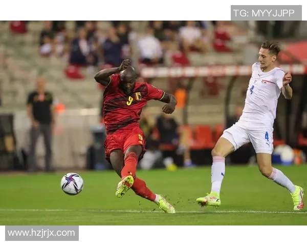 卡塔尔与捷克足球队激战正酣谁能在友谊赛中笑到最后